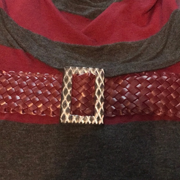 Top - Picture 2 of 2